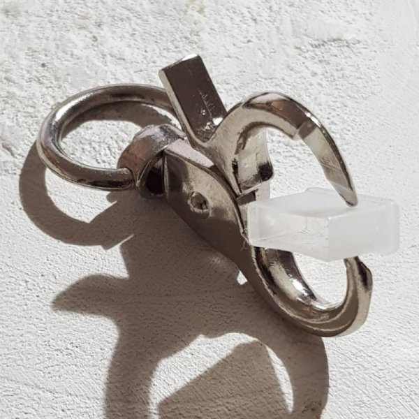 1 Karabinerverschluss Schl&uuml;sselt&uuml;ren N&deg;04