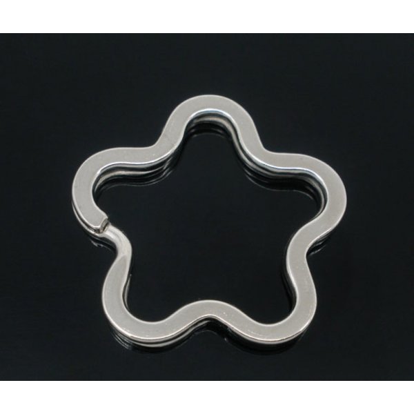 Schl&uuml;sselring in Form einer Blume 34 x 35 mm