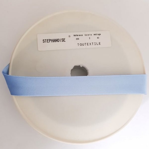 Unifarbenes Schr&auml;gband Tout Textile Satin 1 Meter col 03 Hellblau