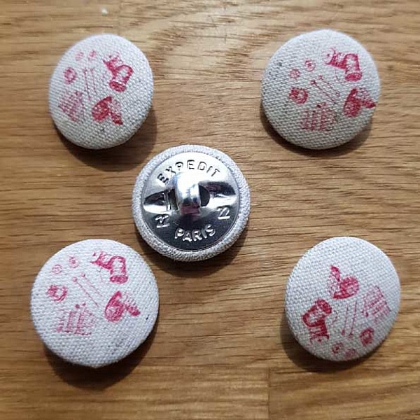 Bouton 22 mm recouvert tissus couture N&deg;01-01