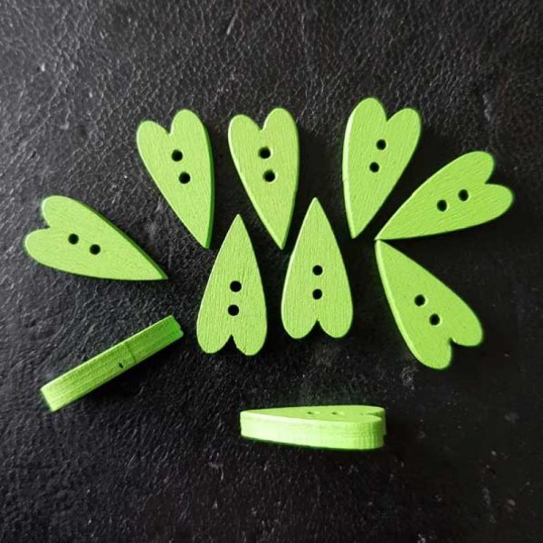 Knopf Holz Herz gr&uuml;n Nr. 02-05