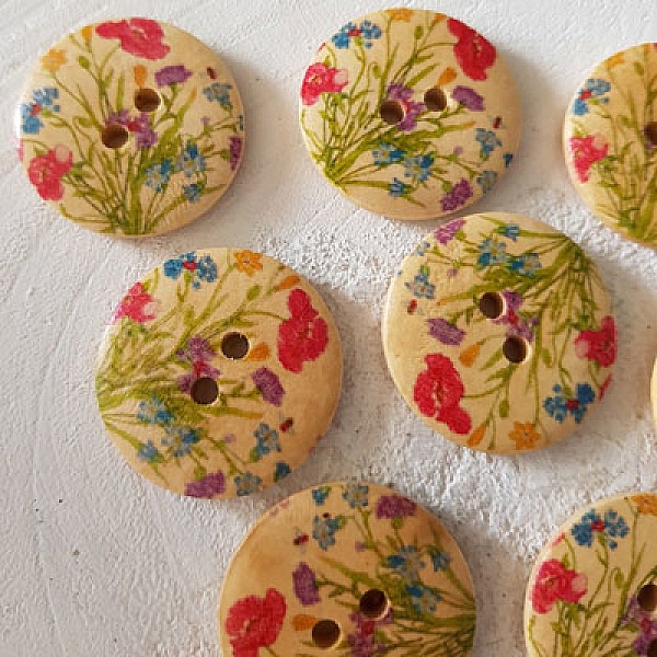 Holzknopf Blumen 30 mm Nr. 13 x 10 St&uuml;ck