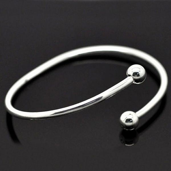 Europ&auml;isches starres Armband