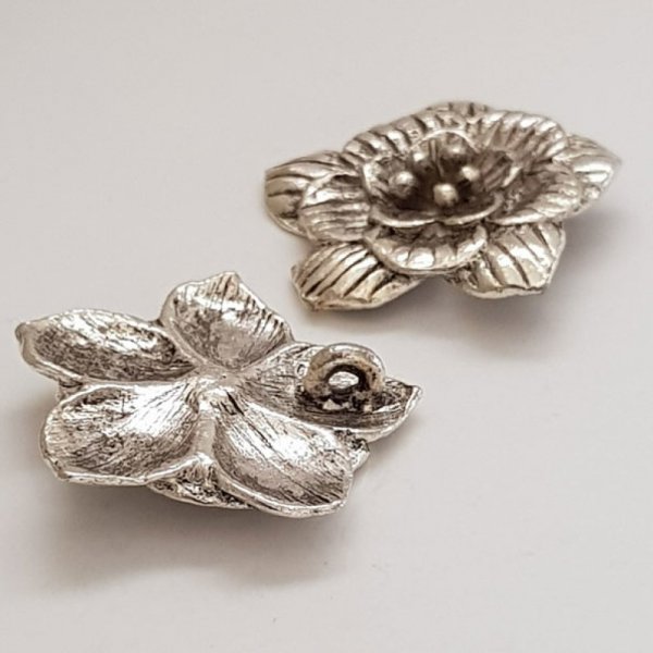 Blume Metall Charm Nr. 013 Silber