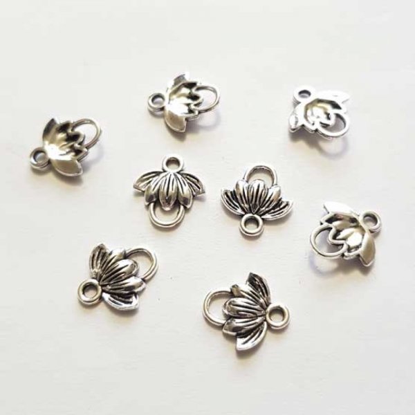 Metall Blumen Charm Nr. 120 Silber