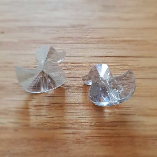 Charm Anh&auml;nger aus facettiertem Glas Ente Nr. 01-01