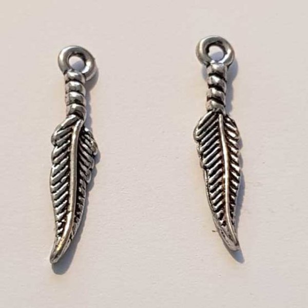 Breloque Plume N&deg;04 Argent