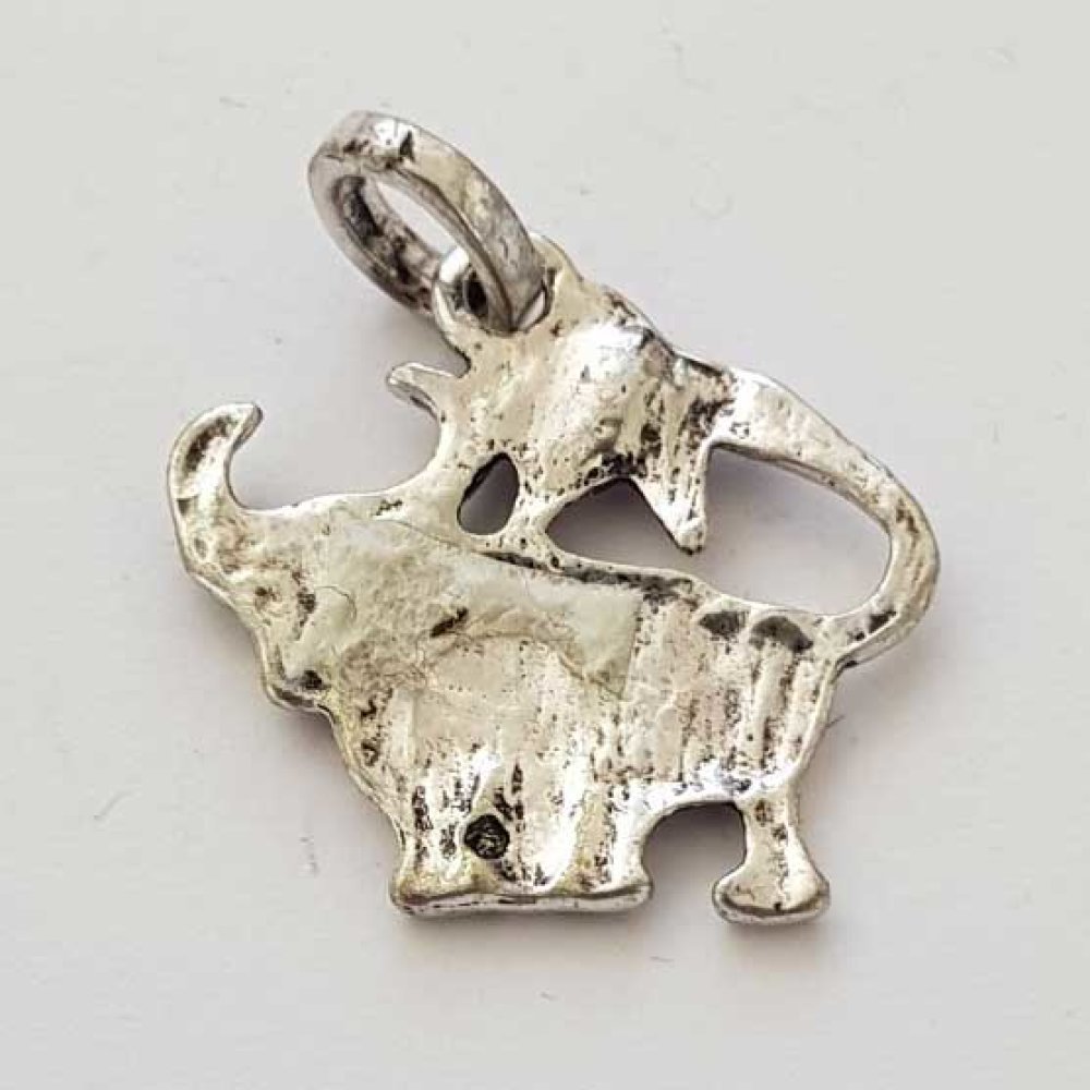Sternzeichen Charm Stier Silbermetallic N°03 mit Strasssteinen