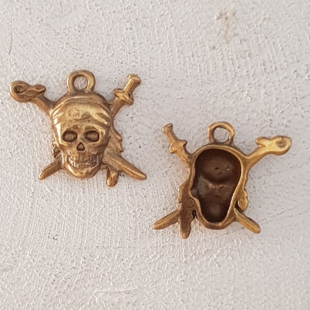 Totenkopf Charm Nr. 07