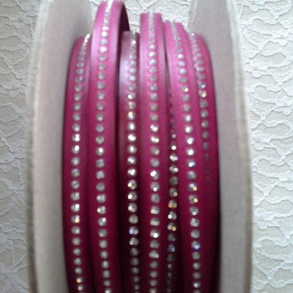 DD-Fuxia-Leder mit 10 mm Swarovski-Strass pro 20 cm