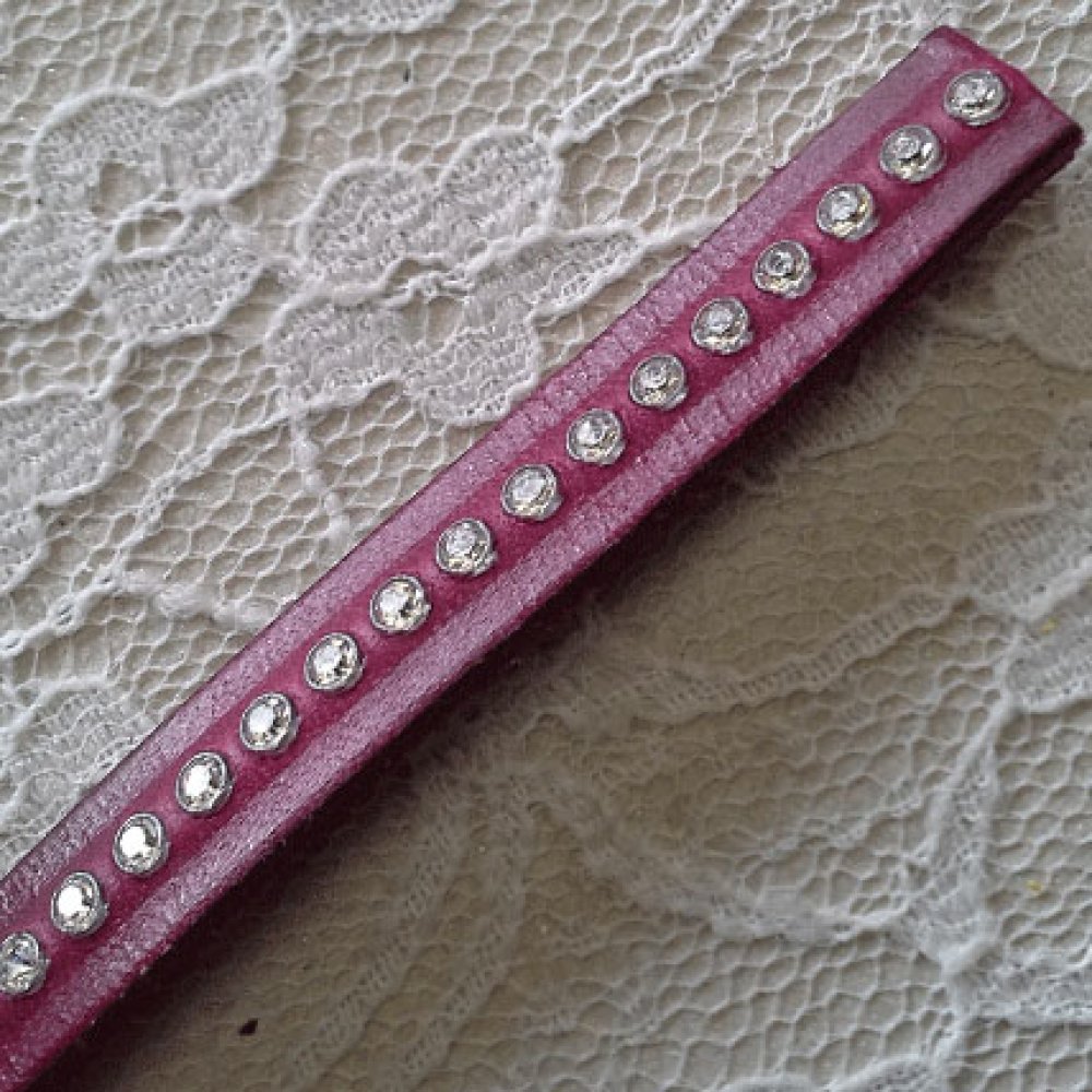 DD-Fuxia-Leder mit 10 mm Swarovski-Strass pro 20 cm