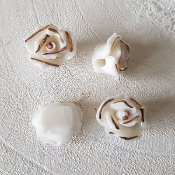 Fayence-Blume 15 mm N&deg;01-01 Wei&szlig; 