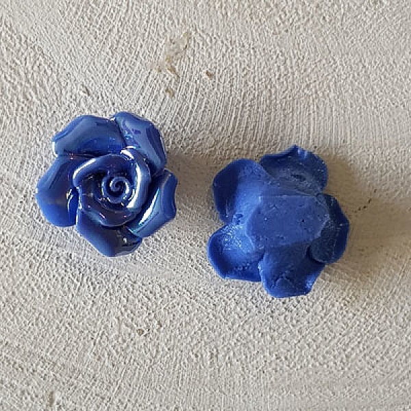 Fayence-Blume 15 mm N&deg;02-01 Blau