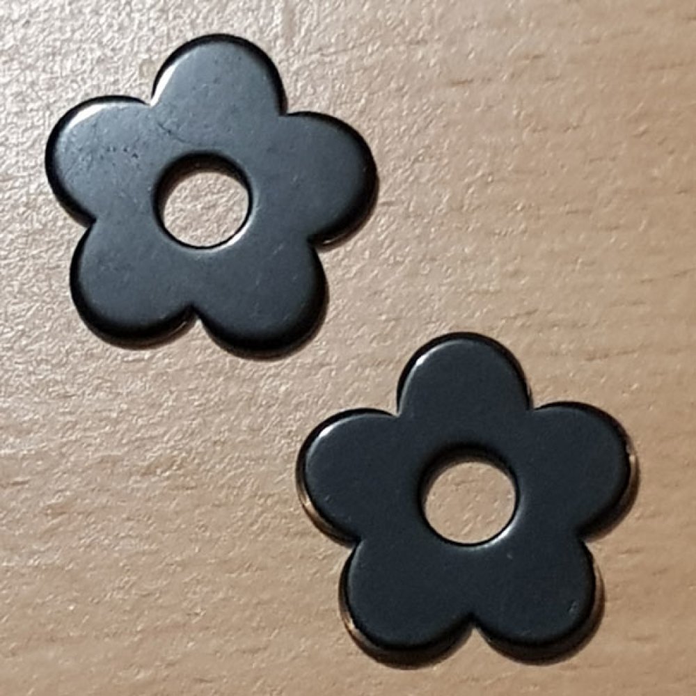 Synthetische Blume 27 mm Schwarz