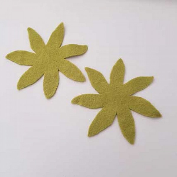 Jolie petite fleur en Feutrine 80 mm N&deg;03-01 x 2 pi&egrave;ces