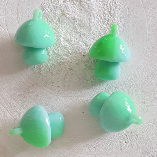 Zweifarbiger Pilzanh&auml;nger Nr. 07