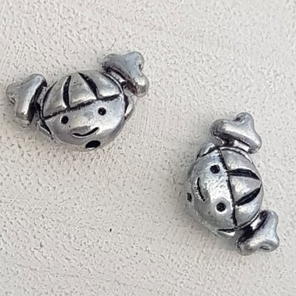 Metallperle M&auml;dchen 3D Silber Nr. 01