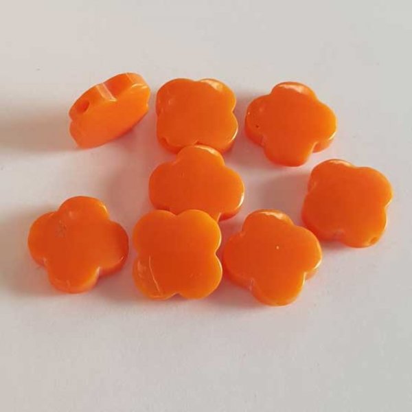 Perle plate plastique carr&eacute; orange 13 mm N&deg;01
