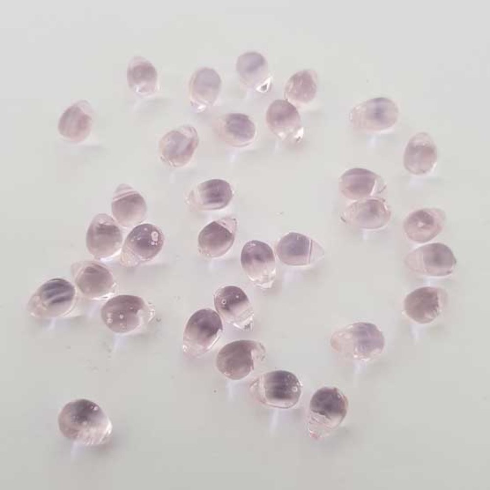 Petite Perle Goutte en Verre Rose Transparent 9 mm x 6 mm