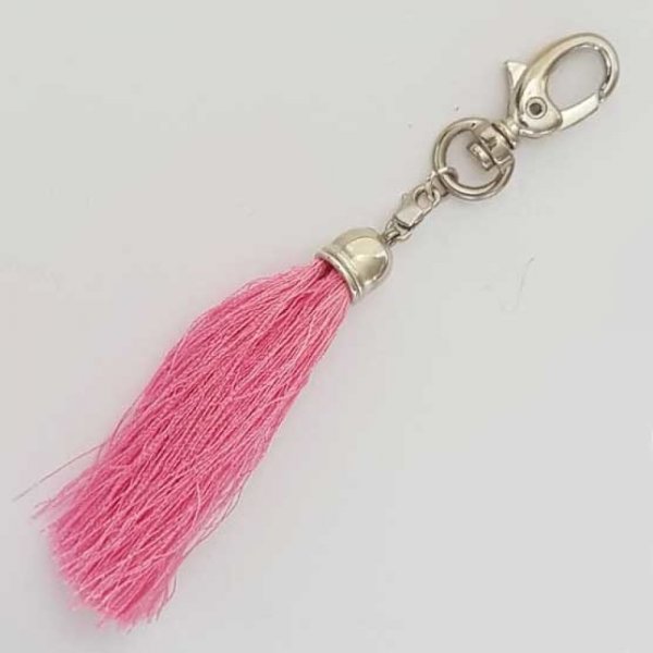 Pompon Mousqueton 70 mm N&deg;04