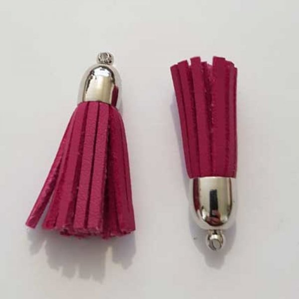 Pompon cuir uni 38 mm N&deg;19 Fushia