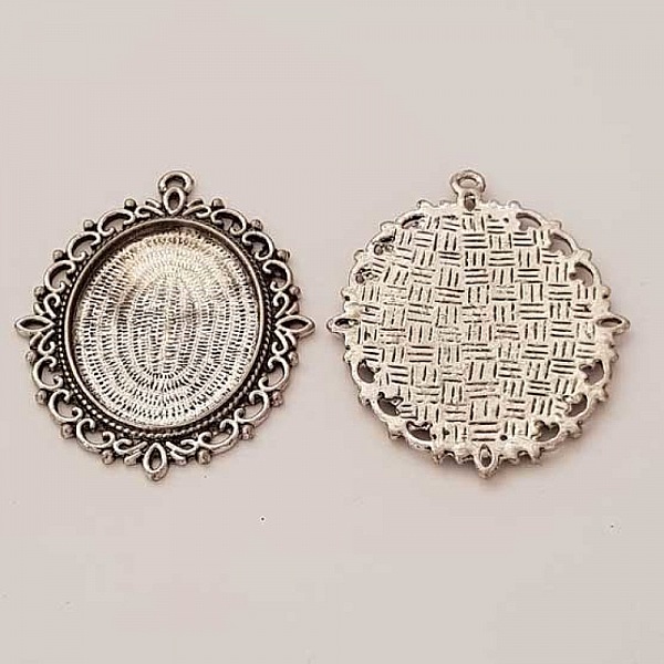 Support cabochon Ovale de 40 X 30 mm Argent Vieilli N&deg;01