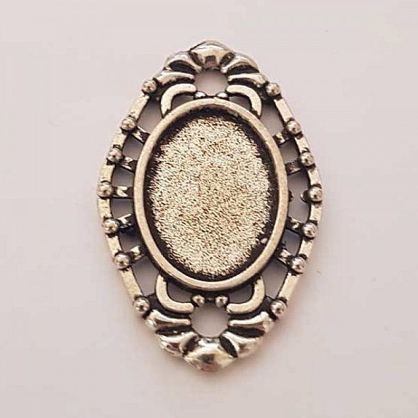 Support cabochon Ovale de 13 X 18 mm Argent Vieilli N&deg;01