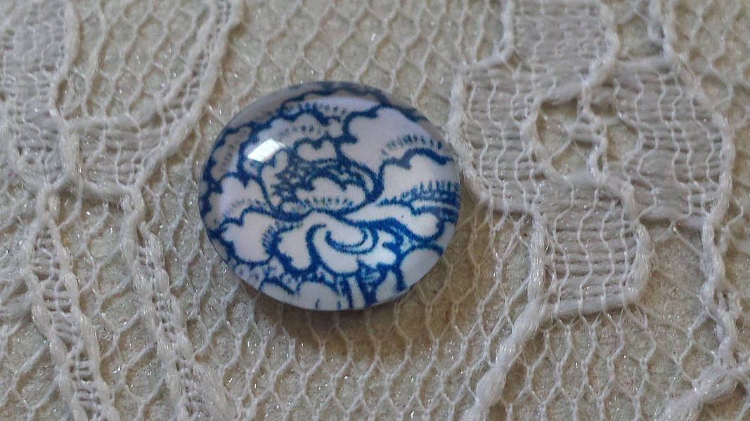 runder Glas-Cabochon 12mm Blume blau 021 