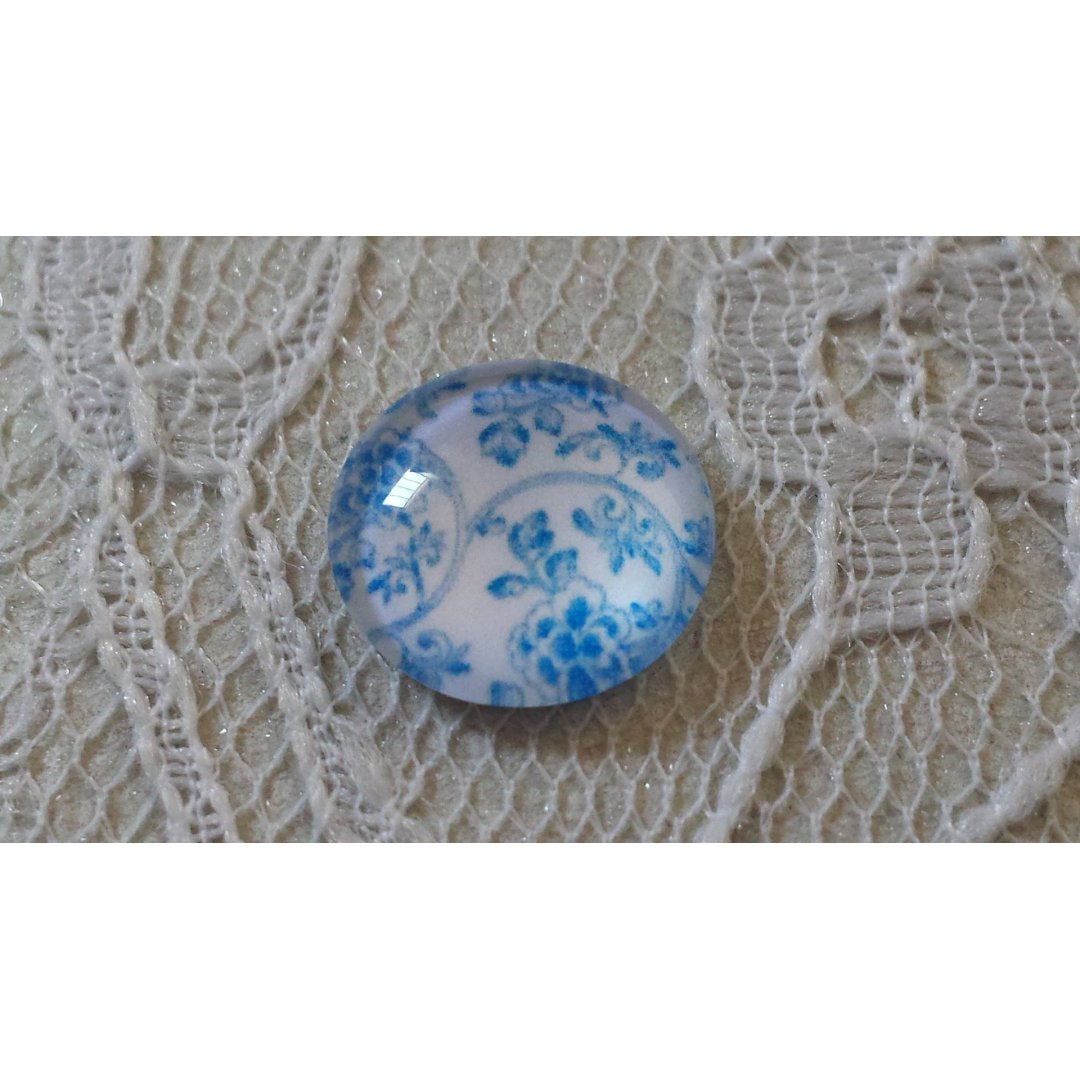 runder Glas-Cabochon 12mm Blume blau 014 