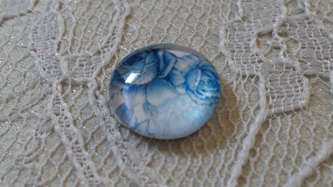 runder Glas-Cabochon 12mm Blume blau 010 