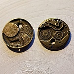 Charm Mechanismus Uhr Nr. 01 x 10 Stück