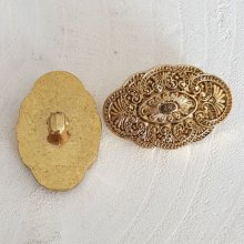 18 mm Ovaler Goldknopf Nr. 13