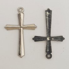 Kreuz Charm Nr. 01 Silber