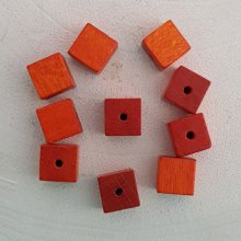 10 Holzperlen Würfel/Quadrat 10 mm Orange