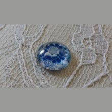 runder Glas-Cabochon 12mm Blume blau 034 