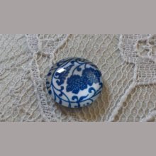 runder Glas-Cabochon 12mm Blume blau 028 