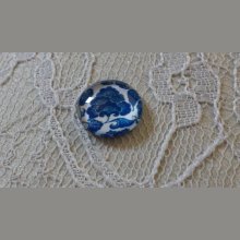 runder Glas-Cabochon 12mm Blume blau 017 