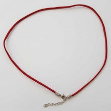 1 Halsband aus rotem Wildleder 51 cm mit Karabinerverschluss