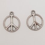 Peace & Love Charm Nr. 07 Mattes Silber