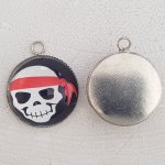 Totenkopf Charm Nr. 28