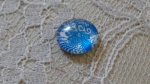 runder Glas-Cabochon 12mm Blume blau 002 