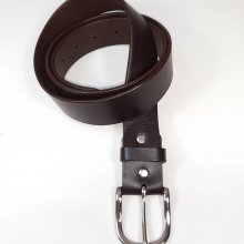 Ceinture en cuir de vachette coloris marron foncé