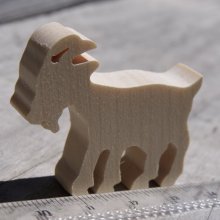Miniaturfigur Ziege aus Holz zum Dekorieren