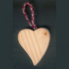 Kleines schräges Herz aus Holz zum Aufhängen Valentinstag