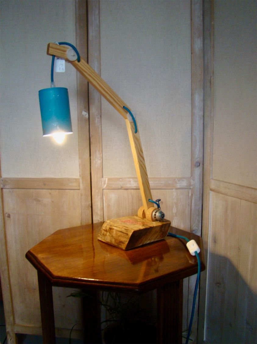 Badass-Lampe blau für unartige Jungen