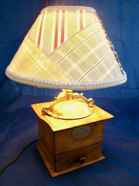 Lampe L&auml;ndliche Kaffeem&uuml;hle