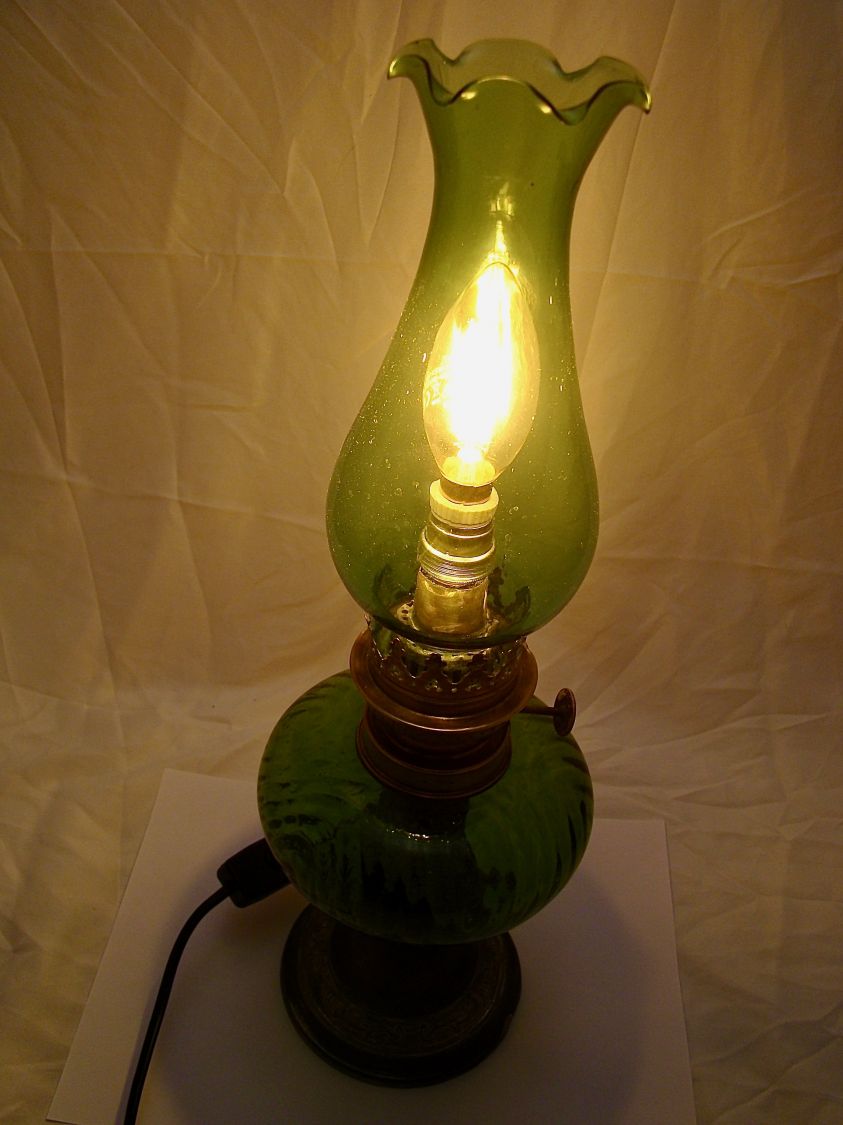 Petroleumlampe GREEN LANTERNE 