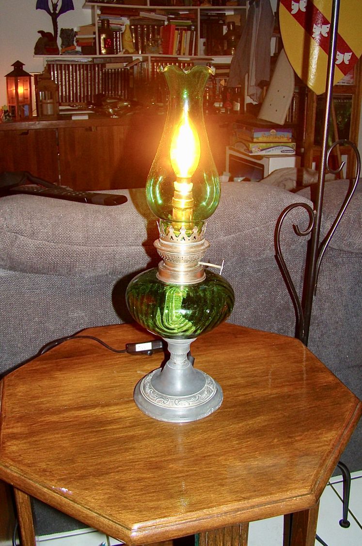 Petroleumlampe GREEN LANTERNE 