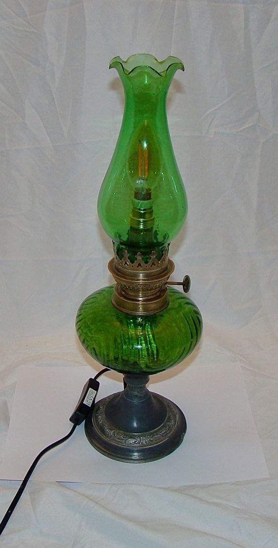 Petroleumlampe GREEN LANTERNE 