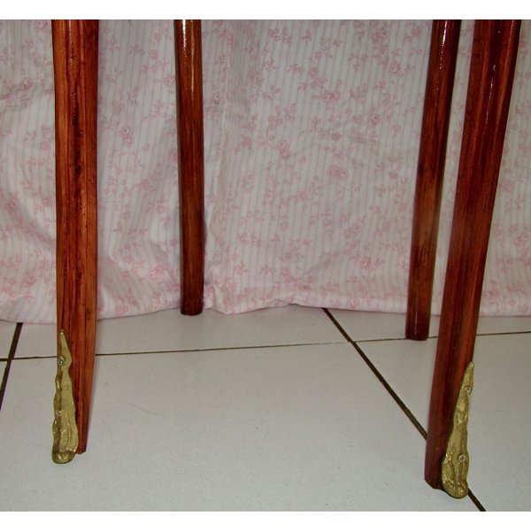 Tempus Fugit kleine Beistellkommode 